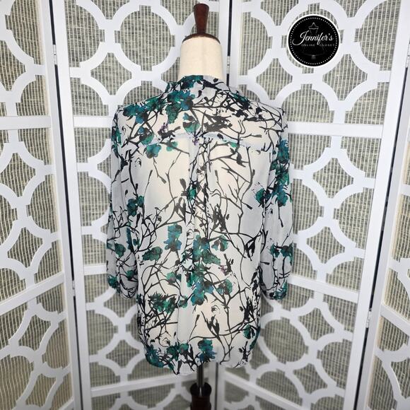 3/$30 LOFT Gray Semi-Sheer Abstract Floral Watercolor Tie Neck Blouse Size M - Picture 9 of 14
